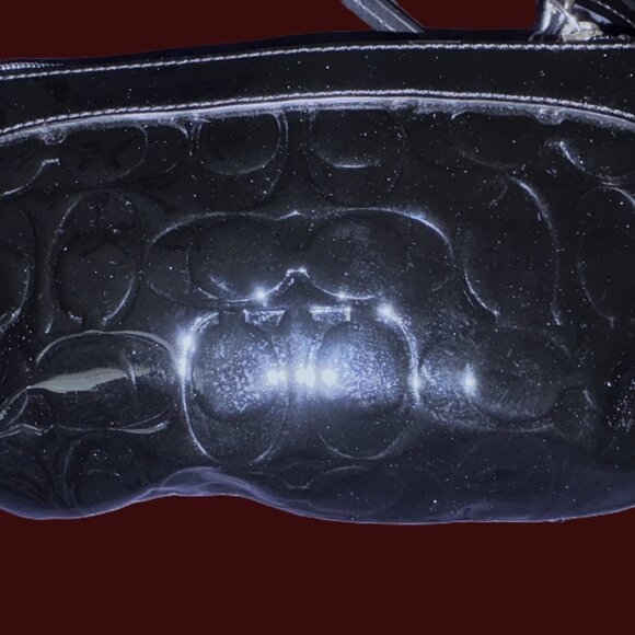 Vintage Coach Y2K Signature Patent Leather Black Wristlet Silver Hardware EUC - Picture 8 of 12